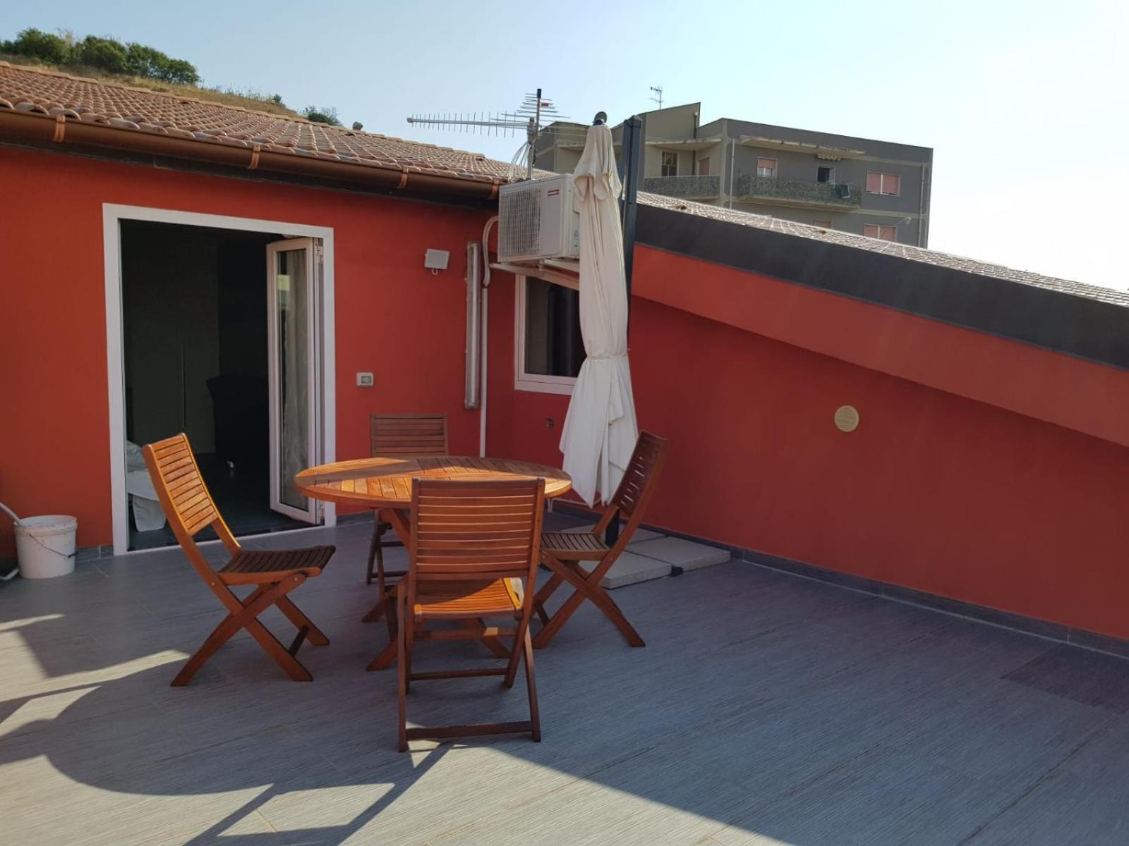 Lilium In B&B Джеля Екстериор снимка